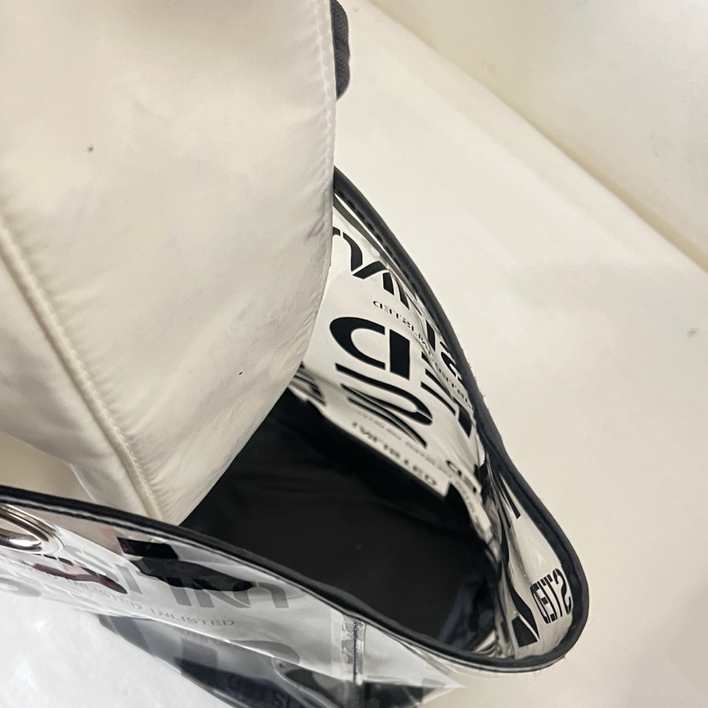 Unlimited Logo Detailed And Detachable Interior PVC Tote. Black - Picture 15 of 15